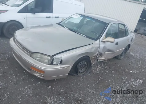 1996 Toyota Camry Dx/Le/Xle from USA, damaged, VIN 4T1BG12K3TU809591